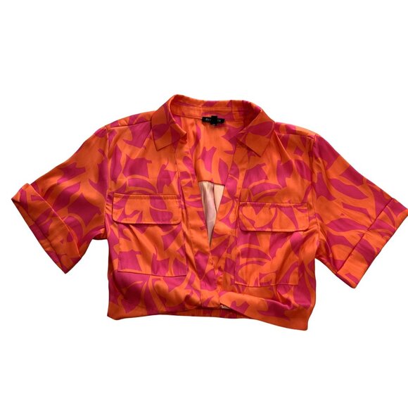 Dynamite Kahlo Satin Twist Front Crop Top in Pink Orange Print - Picture 1 of 4
